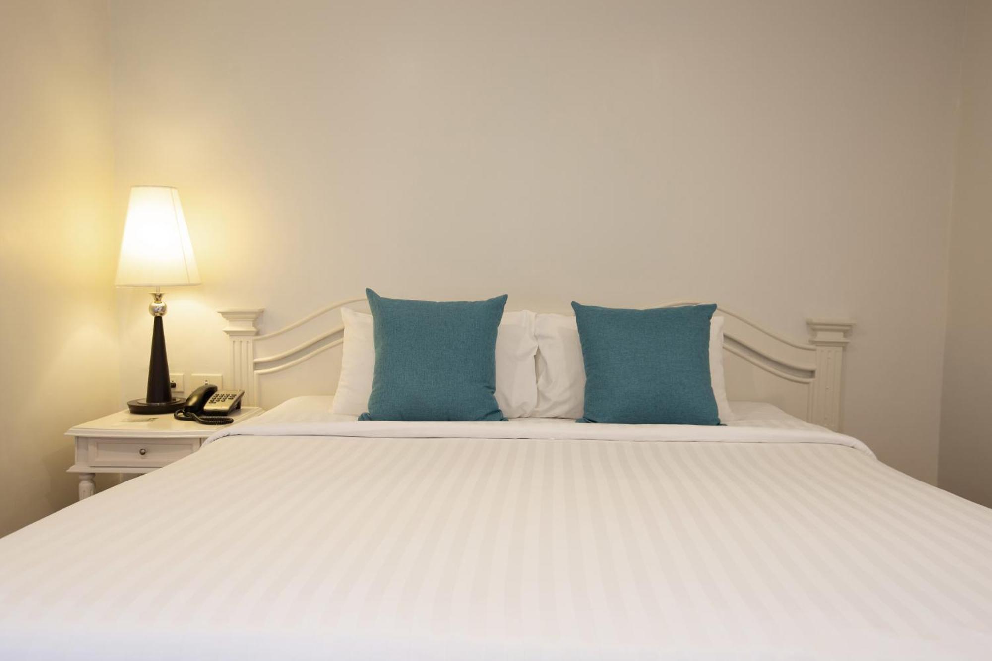 Ch Hotel Чиангмай Номер фото