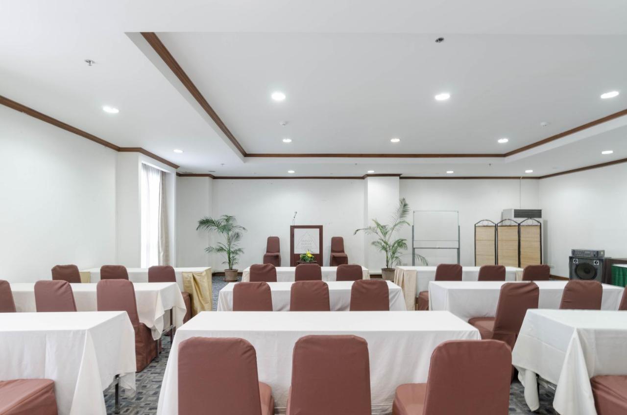 Ch Hotel Чиангмай Экстерьер фото